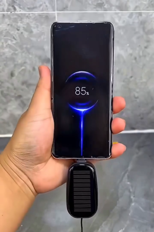 Keychain Solar Charger for Mobile Phones - Image 2