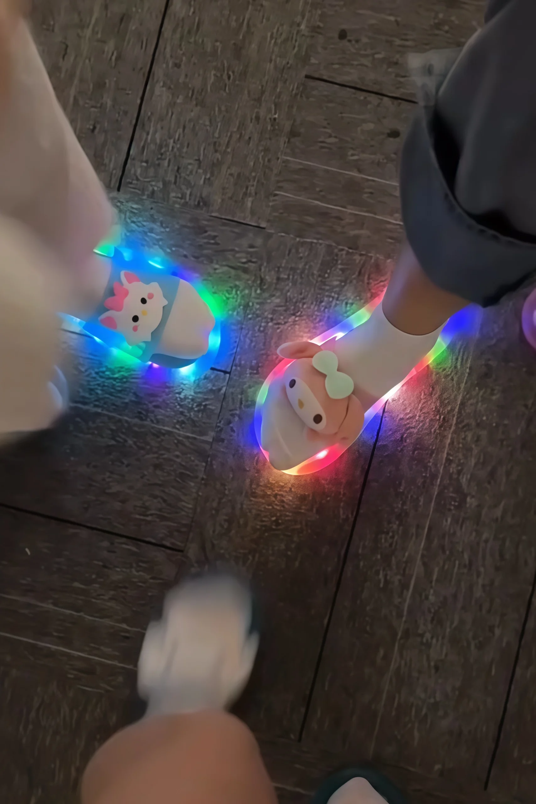 Girls Sandals Luminescence Flashing Kids Slippers