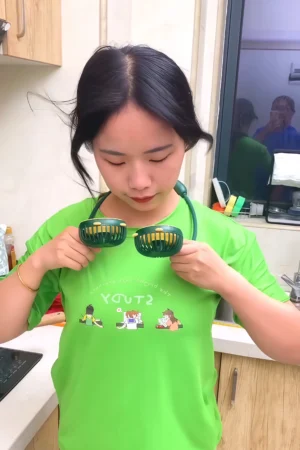 providing hands-free cooling for summer activities like cooking